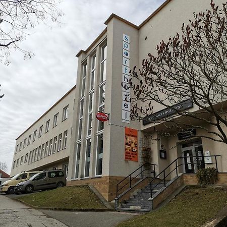 Sporthotel Milevsko Экстерьер фото