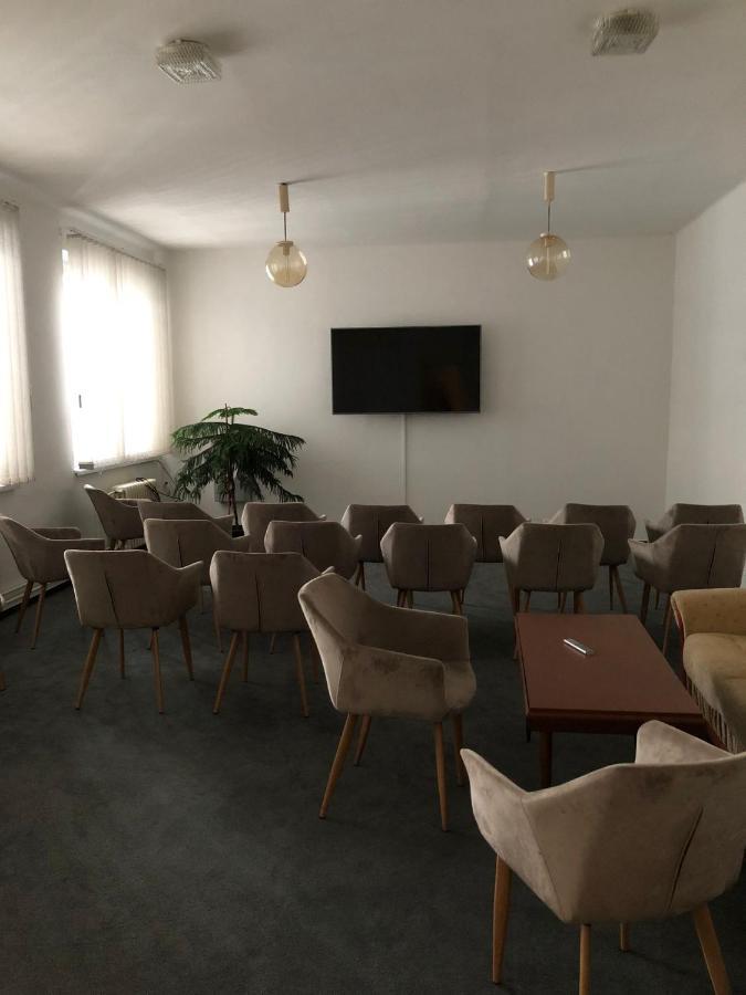 Sporthotel Milevsko Экстерьер фото